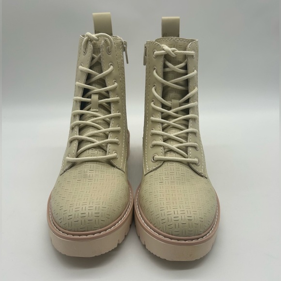 Dolce Vita Piker Ivory Perforated Stella Combat Boots Size 6.5 NIB - Picture 5 of 11